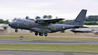 071 - France - Air Force Casa CN-235