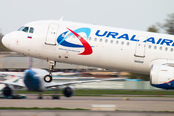 VQ-BOF - Ural Airlines Airbus A321