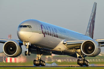 A7-BEA - Qatar Airways Boeing 777-300ER