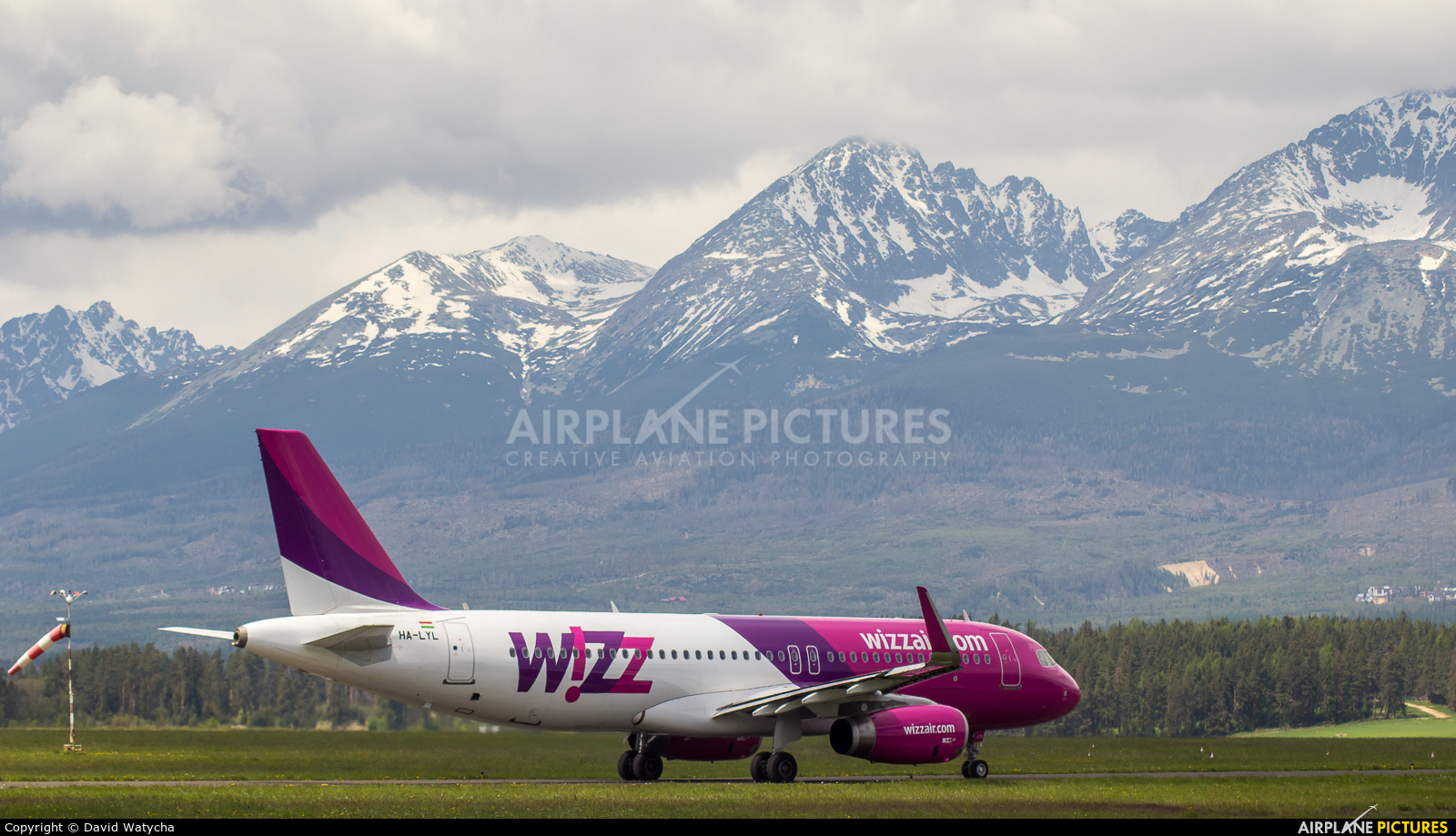 Wizz Air HA-LYL aircraft at Poprad - Tatry