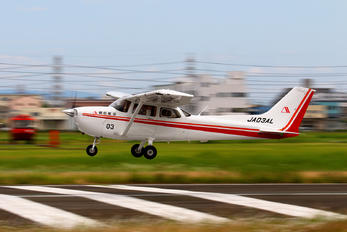 JA03AL - Asahi Airlines Cessna 172 Skyhawk (all models except RG)