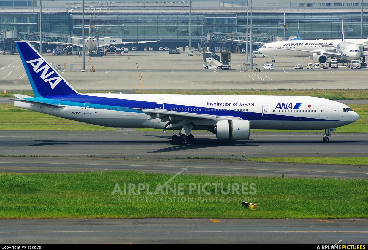 ANA - All Nippon Airways JA702A aircraft at Tokyo - Haneda Intl