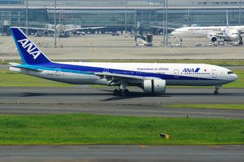JA702A - ANA - All Nippon Airways Boeing 777-200