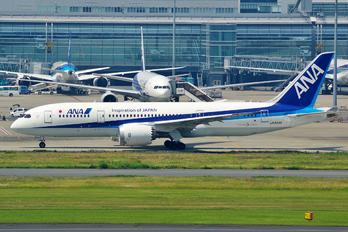 JA834A - ANA - All Nippon Airways Boeing 787-8 Dreamliner