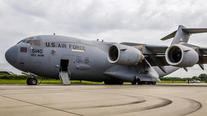 05-5140 - USA - Air Force AFRC Boeing C-17A Globemaster III