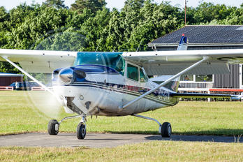 OY-GTA - Private Cessna 182 Skylane RG