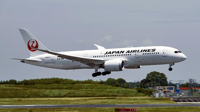 JA843J - JAL - Japan Airlines Boeing 787-8 Dreamliner