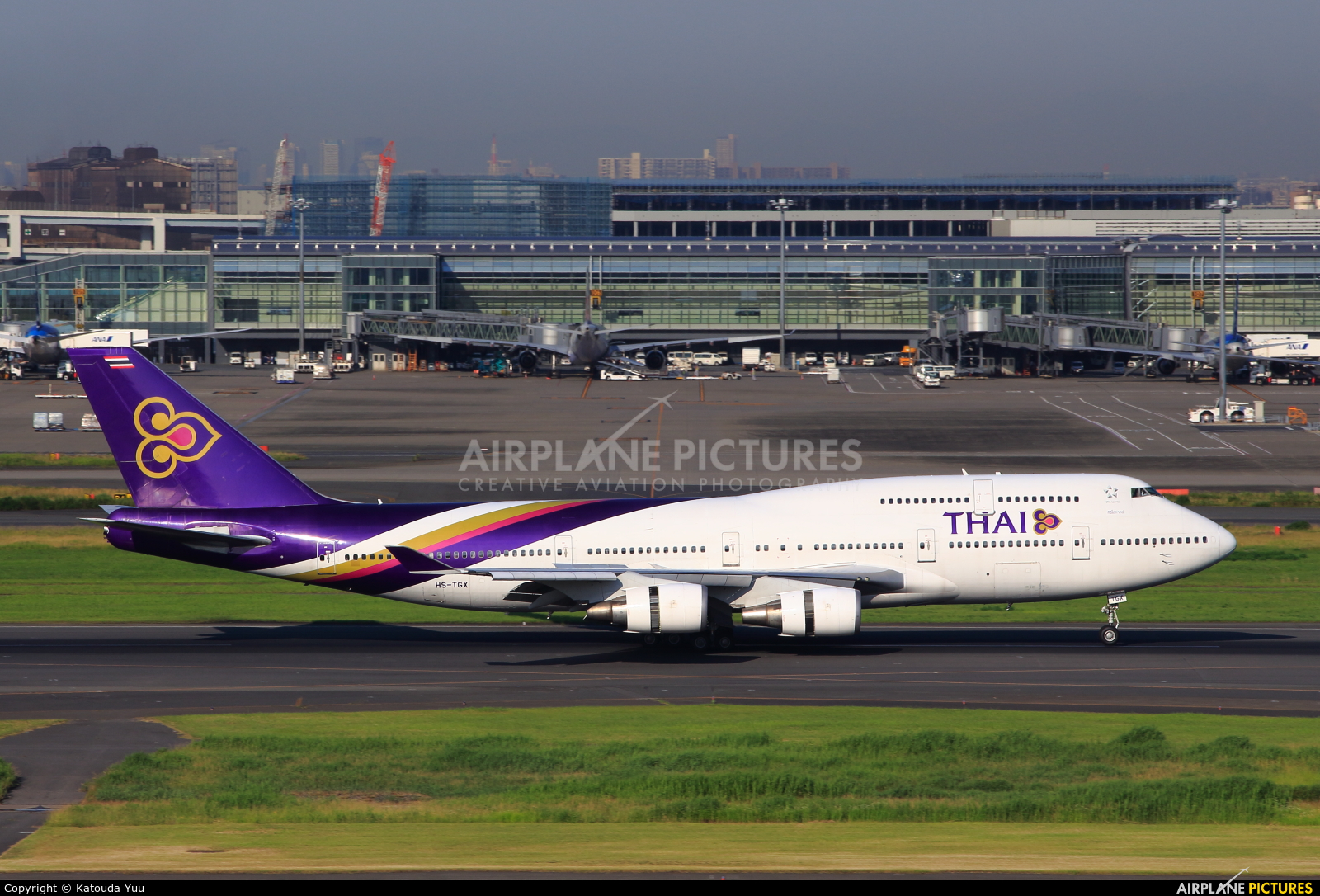Thai Airways HS-TGX aircraft at Tokyo - Haneda Intl