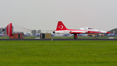 71-3049 - Turkey - Air Force : Turkish Stars Canadair NF-5A