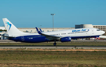 YR-BMB - Blue Air Boeing 737-800