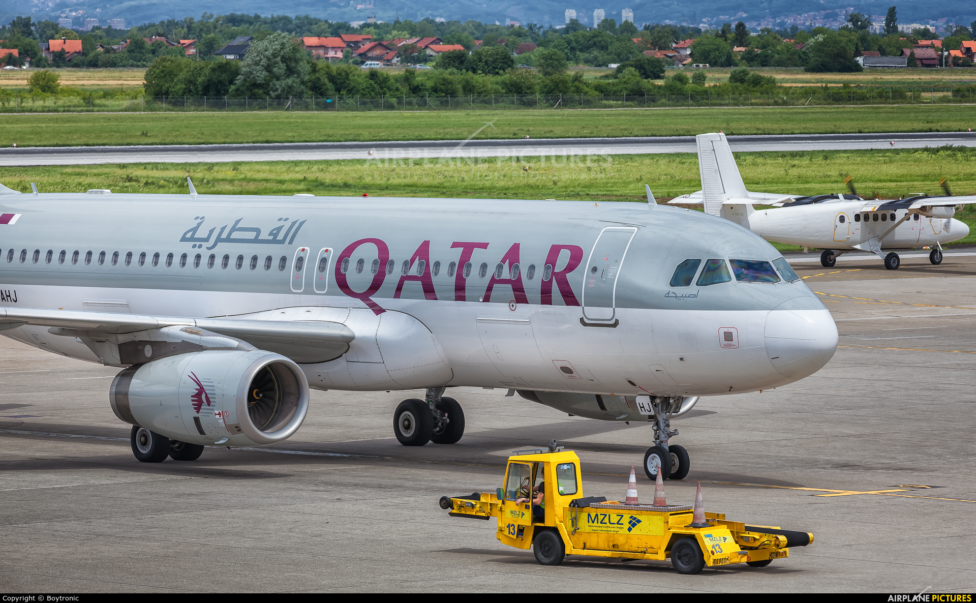Qatar Airways A7-AHJ aircraft at Zagreb