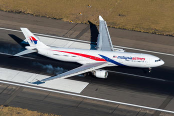 9M-MTC - Malaysia Airlines Airbus A330-300