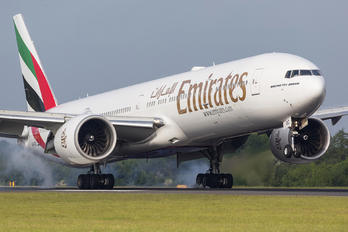 A6-EBO - Emirates Airlines Boeing 777-300ER