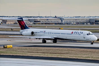 N905DE - Delta Air Lines McDonnell Douglas MD-88