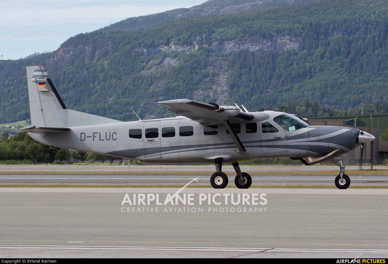 Private D-FLUC aircraft at Trondheim - Vaernes