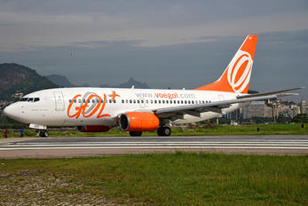 PR-GOG - GOL Transportes Aéreos  Boeing 737-700