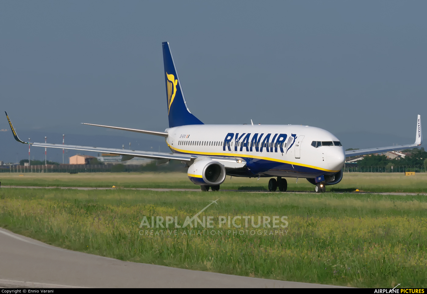 Ryanair EI-EVO aircraft at Verona - Villafranca