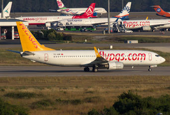 TC-AHP - Pegasus Boeing 737-800