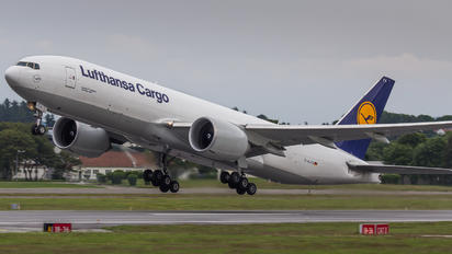 D-ALFA - Lufthansa Cargo Boeing 777F