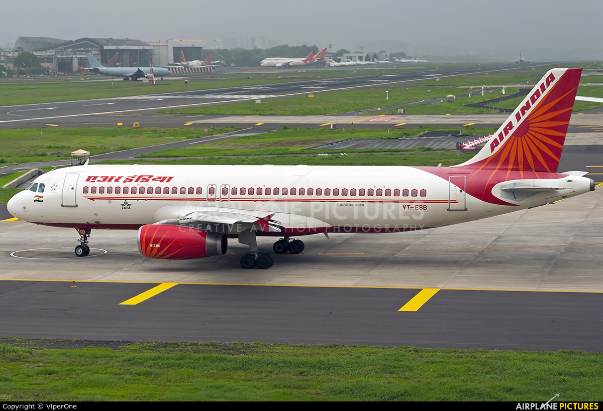 Air India VT-ESB aircraft at Mumbai - Chhatrapati Shivaji Intl