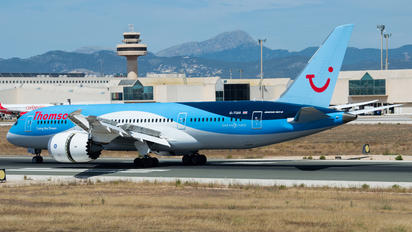 G-TUIA - Thomson/Thomsonfly Boeing 787-8 Dreamliner