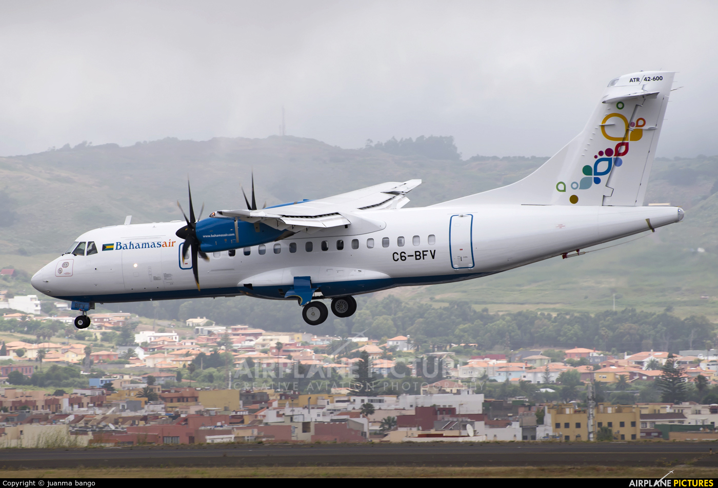 Bahamasair C6-BFV aircraft at Tenerife Norte - Los Rodeos