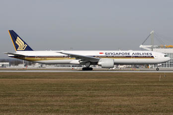 9V-SNC - Singapore Airlines Boeing 777-31H(ER)