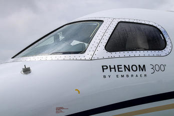 D-CLAM - Private Embraer EMB-505 Phenom 300