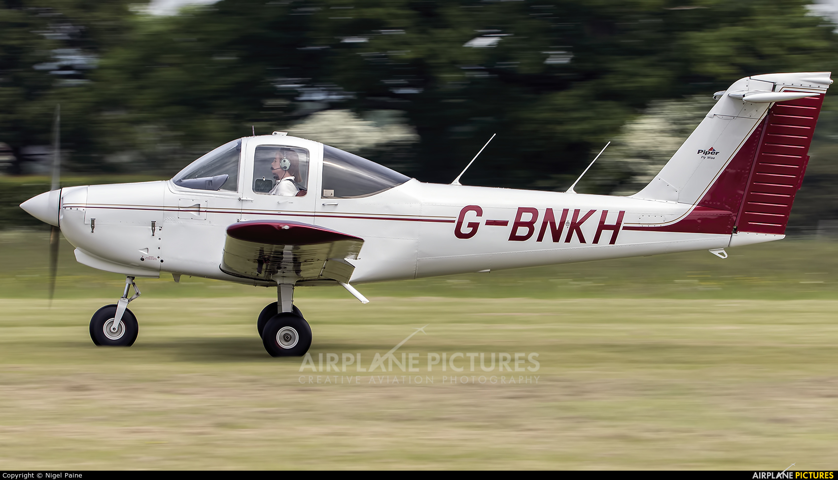 Private G-BNKH aircraft at Lashenden / Headcorn