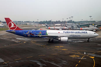 TC-JOH - Turkish Airlines Airbus A330-300