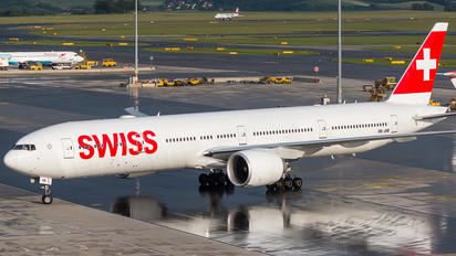 HB-JNB - Swiss Boeing 777-300ER