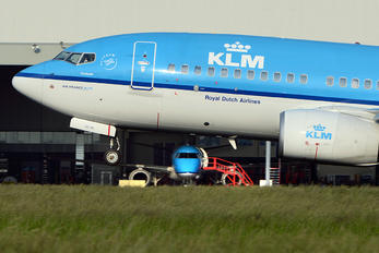 PH-BGU - KLM Boeing 737-700