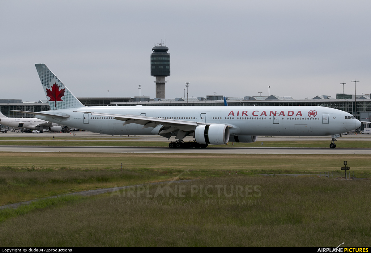 Air Canada C-FIUV aircraft at Vancouver Intl, BC