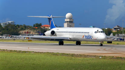 PJ-MDE - Insel Air McDonnell Douglas MD-82