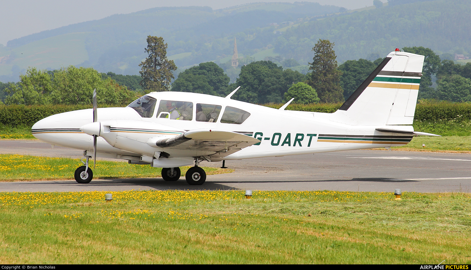Private G-OART aircraft at Welshpool