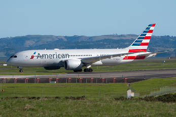 N814AA - American Airlines Boeing 787-8 Dreamliner