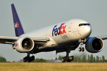 N856FD - FedEx Federal Express Boeing 777F
