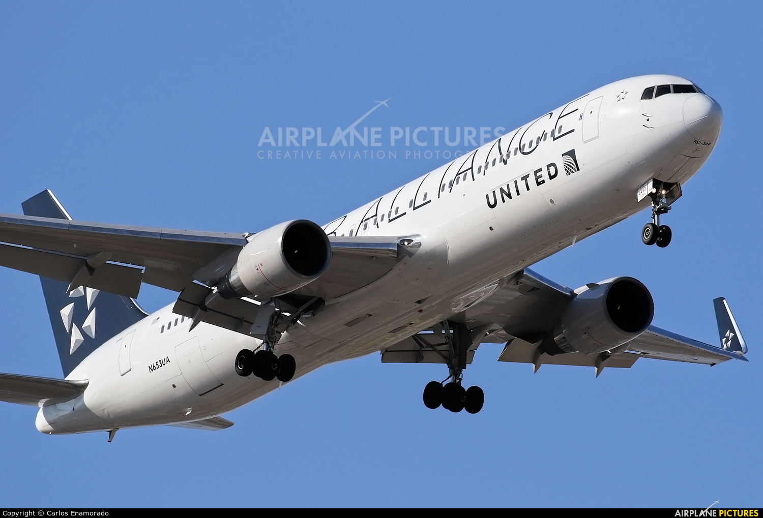 United Airlines N653UA aircraft at Madrid - Barajas
