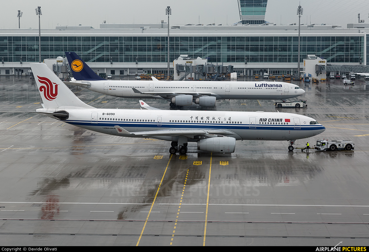 Air China B-6090 aircraft at Munich