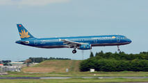 VN-A335 - Vietnam Airlines Airbus A321 aircraft