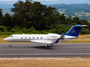 N898AW - Private Gulfstream Aerospace G-IV,  G-IV-SP, G-IV-X, G300, G350, G400, G450