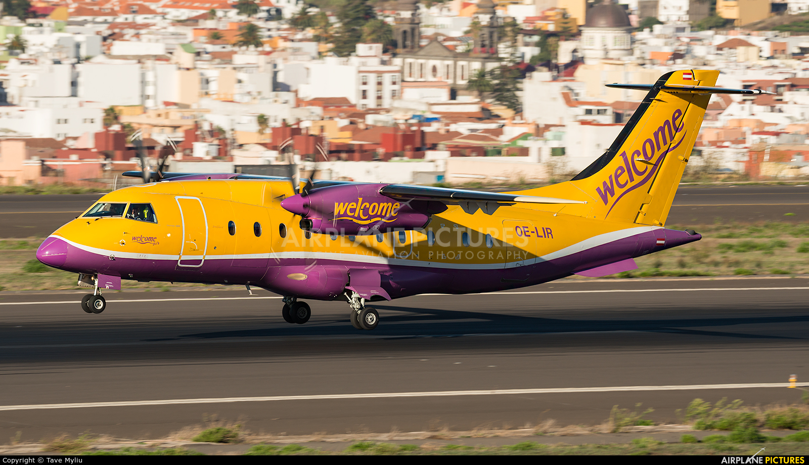 Welcome Air OE-LIR aircraft at Tenerife Norte - Los Rodeos
