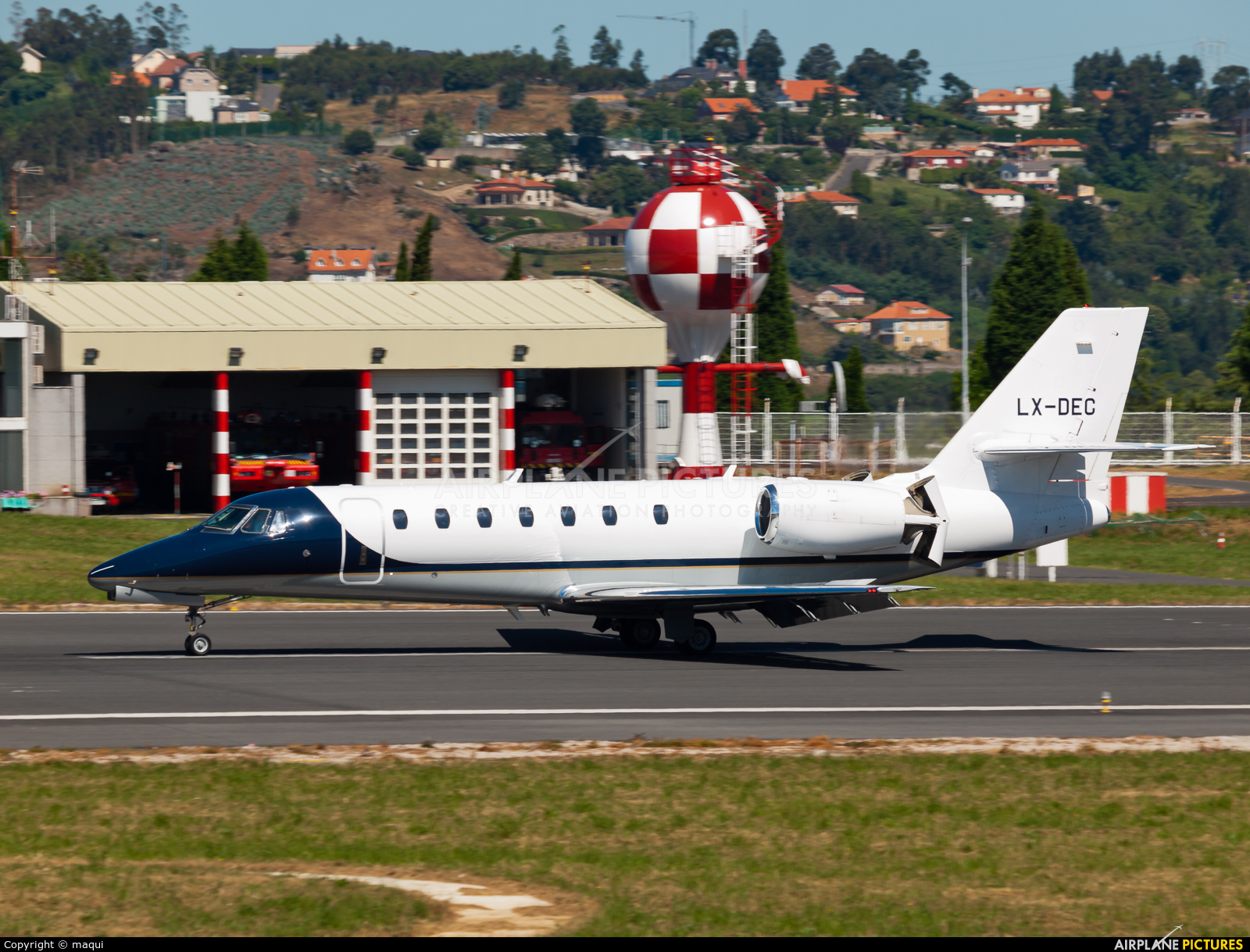 Private LX-DEC aircraft at La Coruña