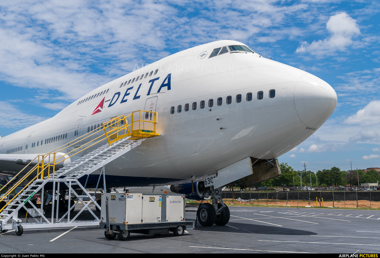 Delta Air Lines N661US aircraft at Atlanta - Hartsfield-Jackson Intl