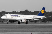 D-AIZK - Lufthansa Airbus A320 aircraft