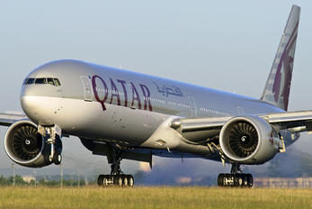 A7-BAO - Qatar Airways Boeing 777-300ER