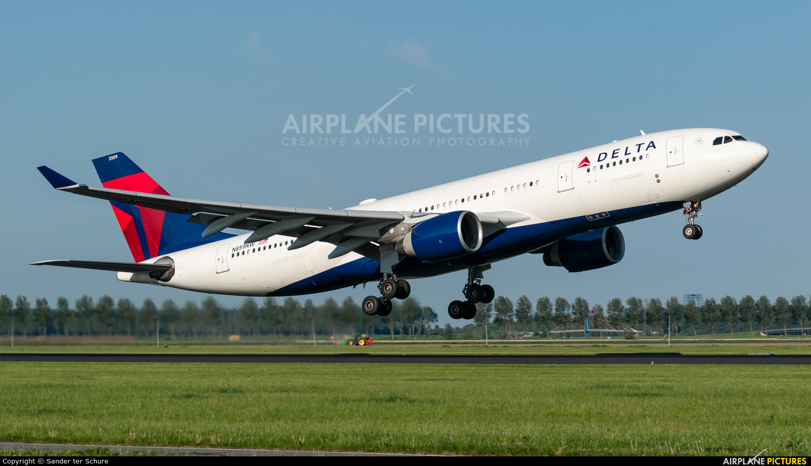 Delta Air Lines N859NW aircraft at Amsterdam - Schiphol