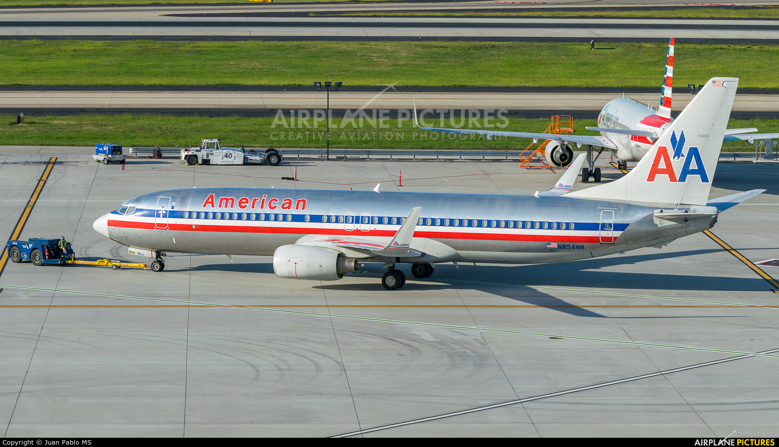 American Airlines N854NN aircraft at Atlanta - Hartsfield-Jackson Intl