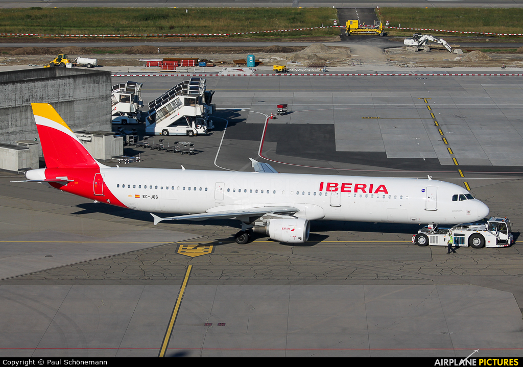 Iberia EC-JGS aircraft at Zurich