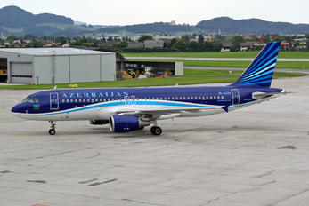 4K-AZ79 - Azerbaijan Airlines Airbus A320